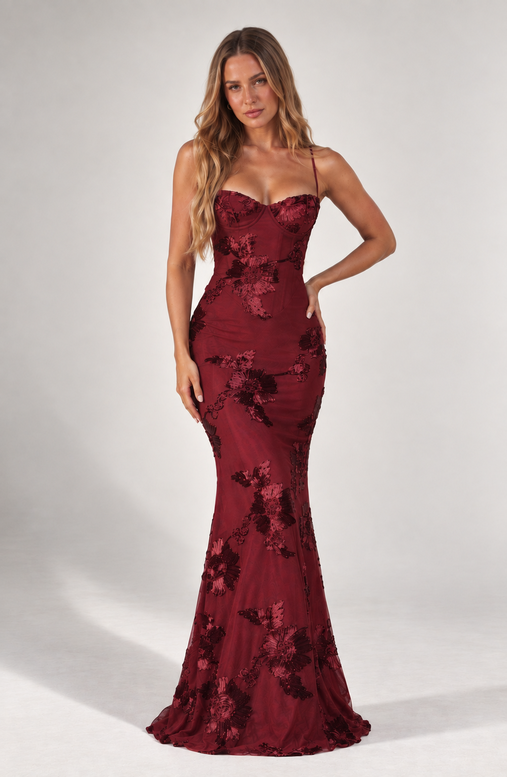 COSMOS Maxi Dress - BURGUNDY