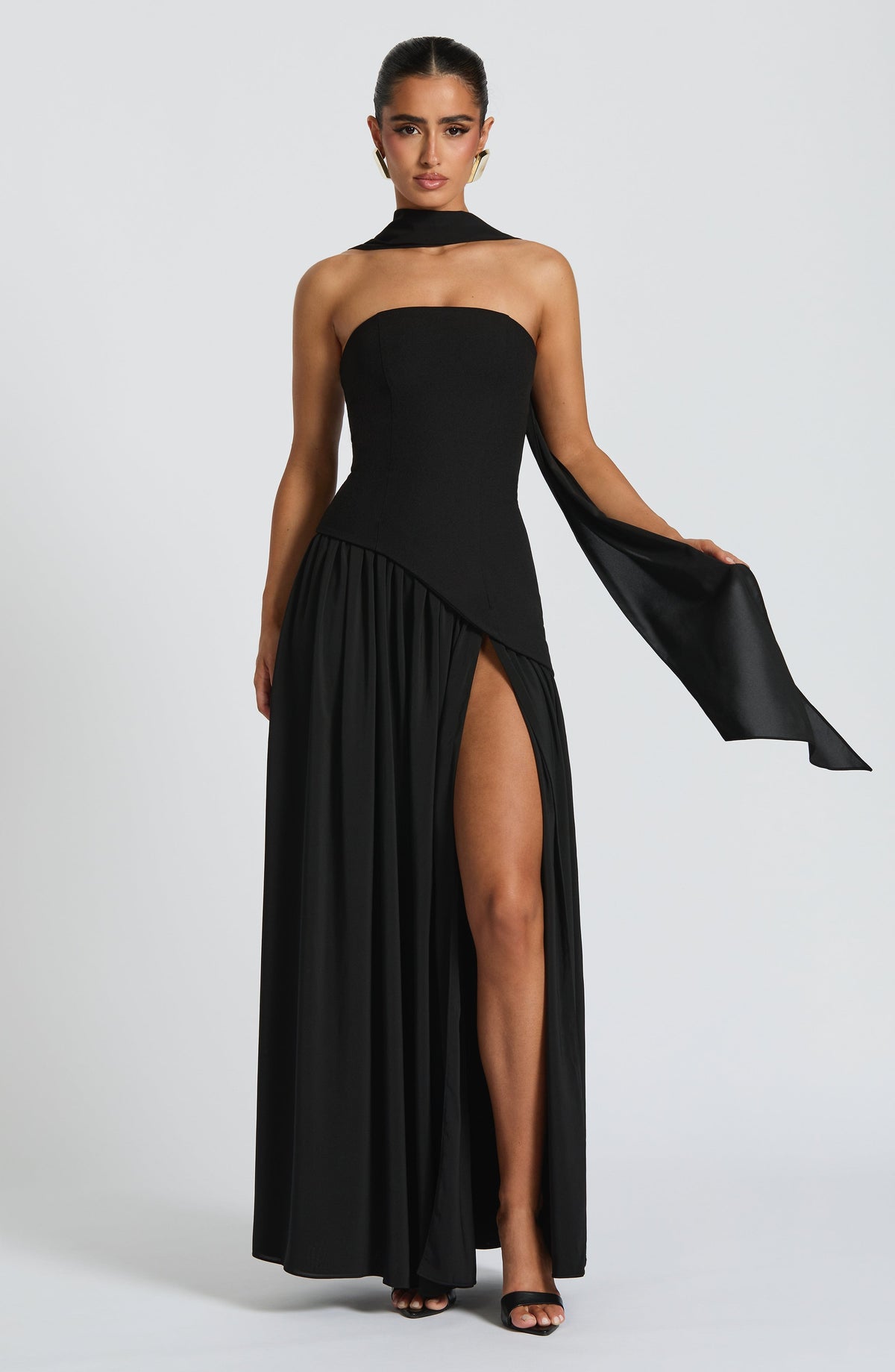 NEITH Maxi Dress - BLACK